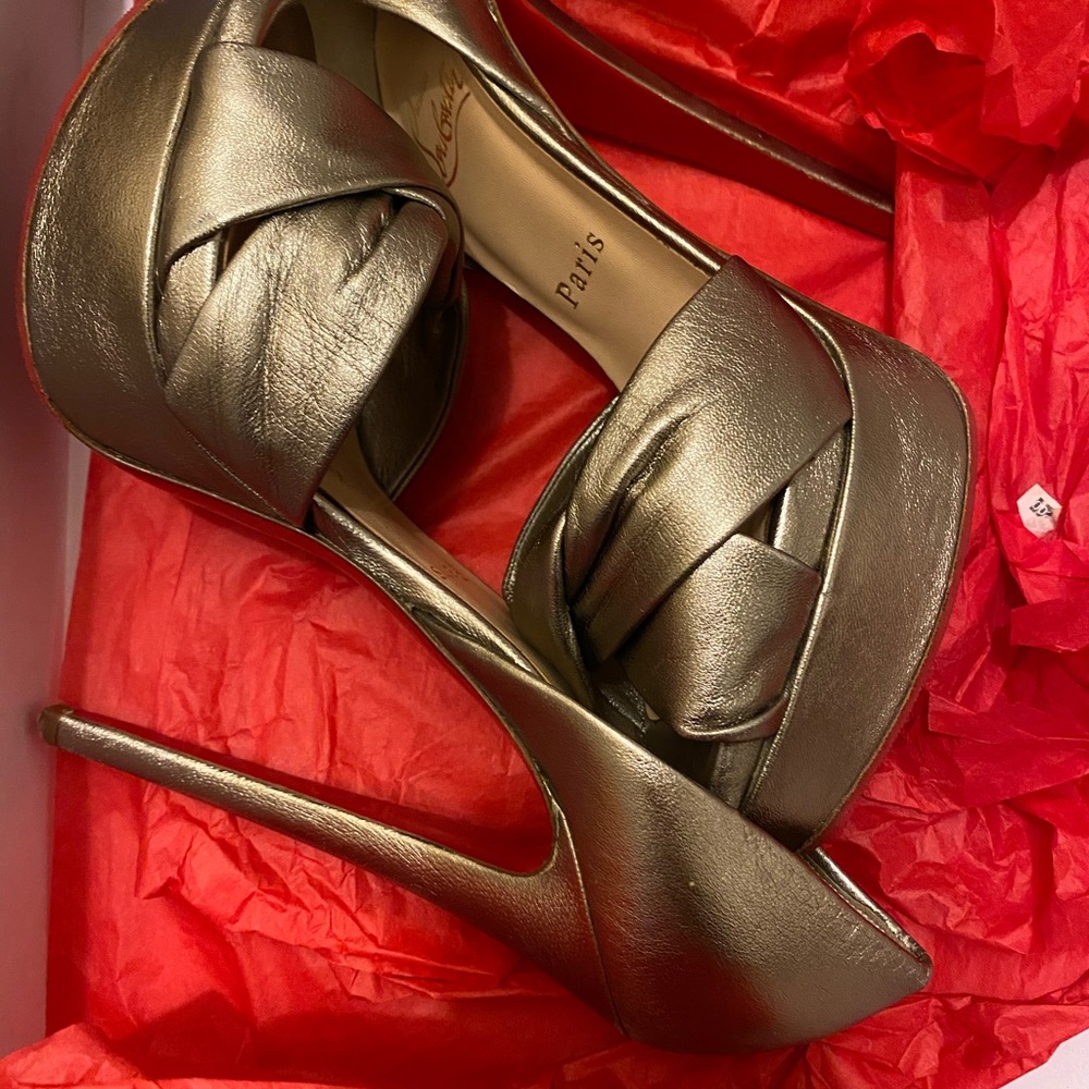 Christian louboutins heels